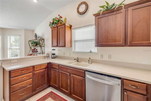 298 SOCIETY HILL CIRCLE, The Villages, FL 32162