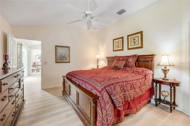 298 SOCIETY HILL CIRCLE, The Villages, FL 32162