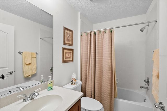 298 SOCIETY HILL CIRCLE, The Villages, FL 32162