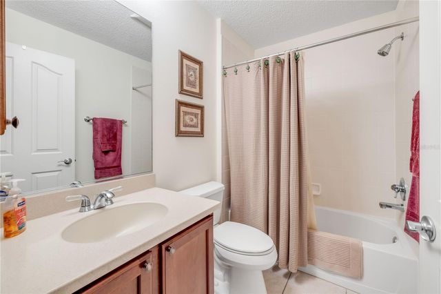 298 SOCIETY HILL CIRCLE, The Villages, FL 32162