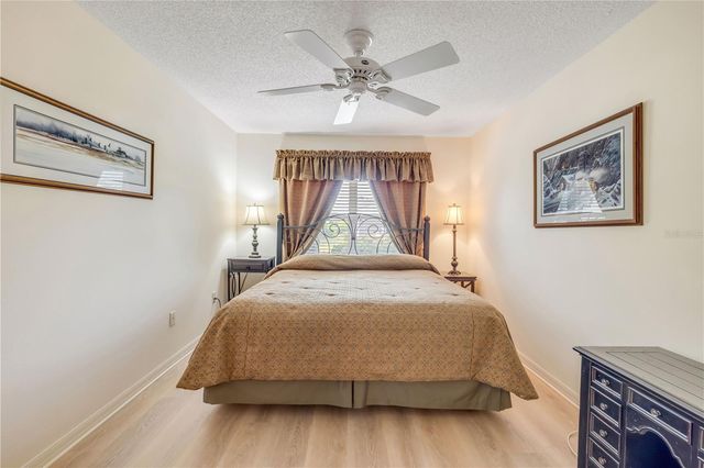 298 SOCIETY HILL CIRCLE, The Villages, FL 32162