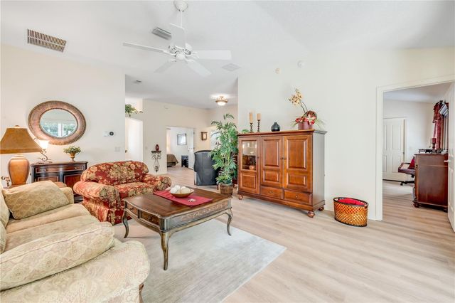 298 SOCIETY HILL CIRCLE, The Villages, FL 32162