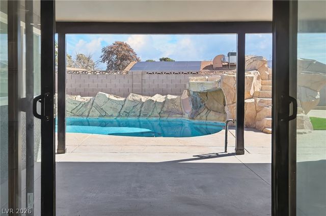 4578 Churchfield Circle, Las Vegas, NV 89103