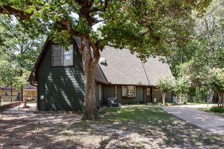 137 Oak Haven Drive, Gun Barrel City, TX 75156