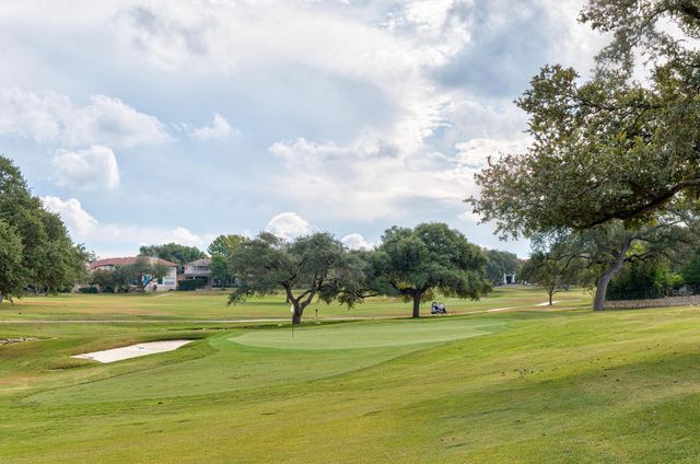 50 Tiburon DR, Austin, TX 78738