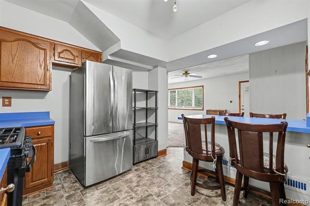 23114 Hollander Street, Dearborn, MI 48128