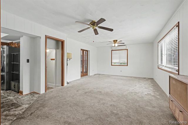 23114 Hollander Street, Dearborn, MI 48128