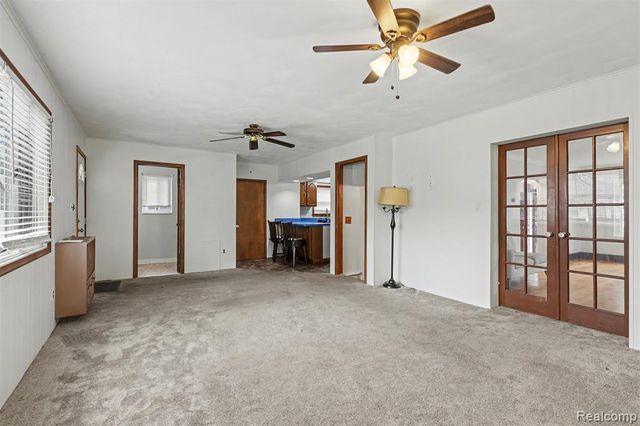 23114 Hollander Street, Dearborn, MI 48128