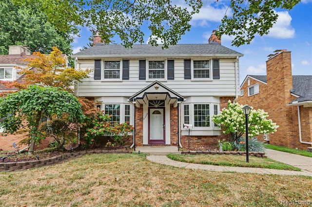 23114 Hollander Street, Dearborn, MI 48128