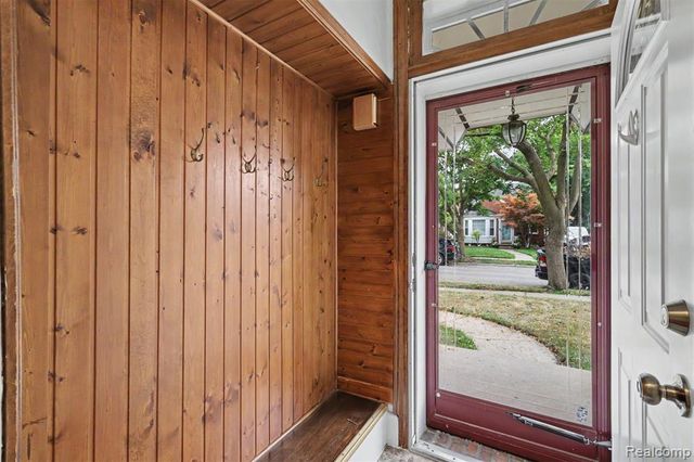 23114 Hollander Street, Dearborn, MI 48128