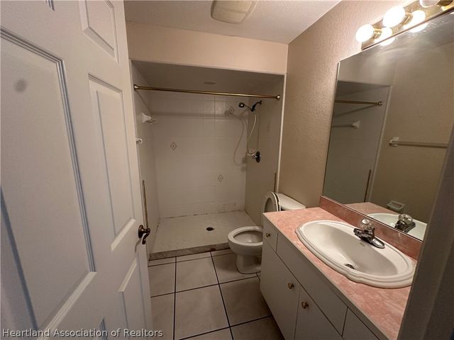3403 Aston Martin Drive, Sebring, FL 33872