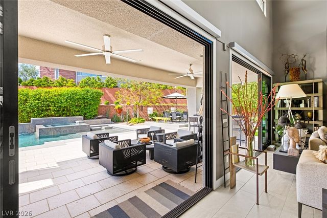 19 MOONFIRE Drive, Las Vegas, NV 89135