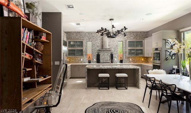 19 MOONFIRE Drive, Las Vegas, NV 89135