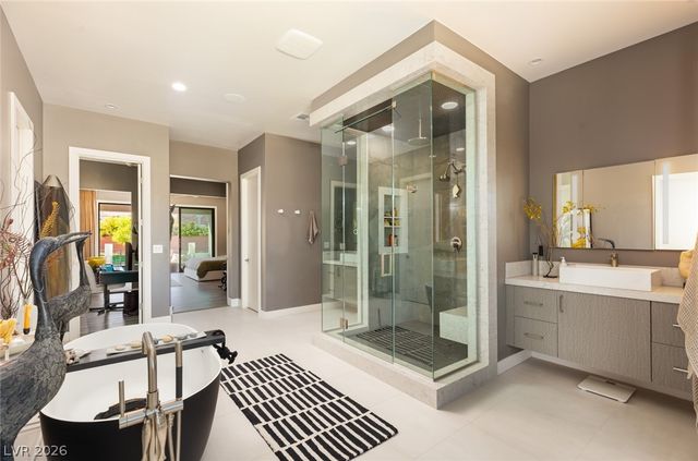 19 MOONFIRE Drive, Las Vegas, NV 89135