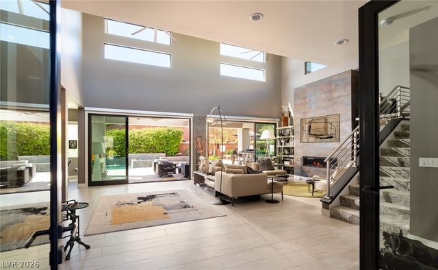 19 MOONFIRE Drive, Las Vegas, NV 89135