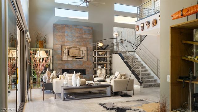 19 MOONFIRE Drive, Las Vegas, NV 89135