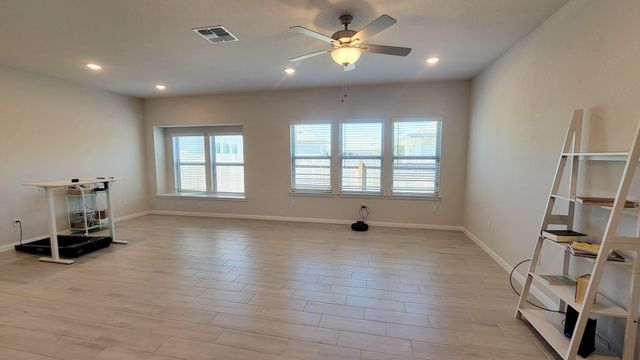 363 Witchhazel WAY, San Marcos, TX 78666