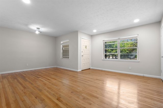 10804 Ruth Ann Drive, Dallas, TX 75228