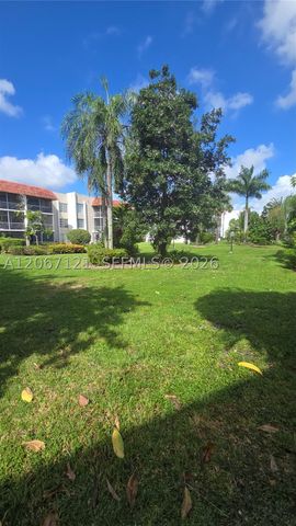 3511 Inverrary Dr 205, Lauderhill, FL 33319