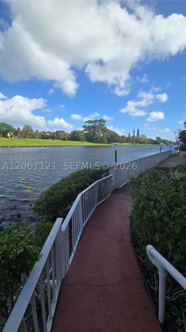 3511 Inverrary Dr 205, Lauderhill, FL 33319