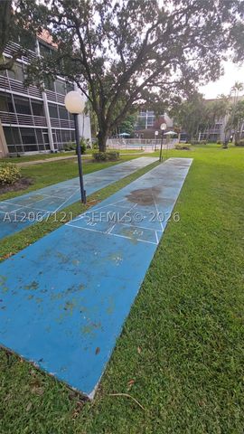 3511 Inverrary Dr 205, Lauderhill, FL 33319