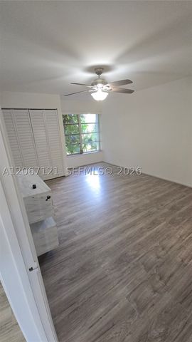 3511 Inverrary Dr 205, Lauderhill, FL 33319