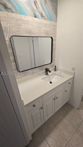 3511 Inverrary Dr 205, Lauderhill, FL 33319