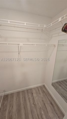 3511 Inverrary Dr 205, Lauderhill, FL 33319