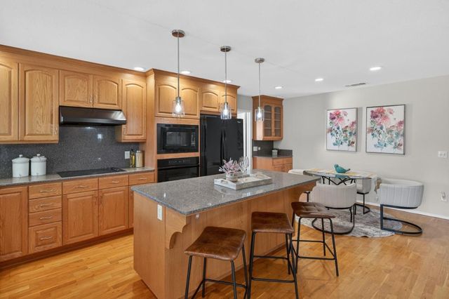 8724 Oconnell Ct, Elk Grove, CA 95624