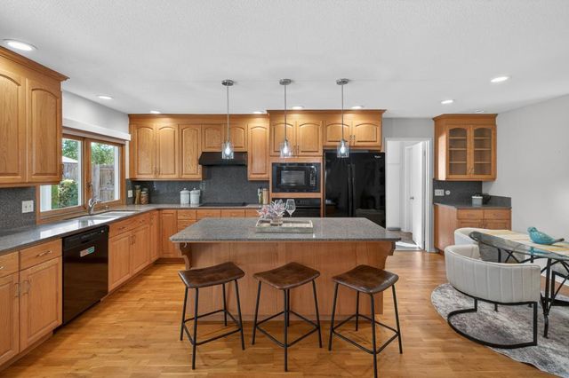 8724 Oconnell Ct, Elk Grove, CA 95624