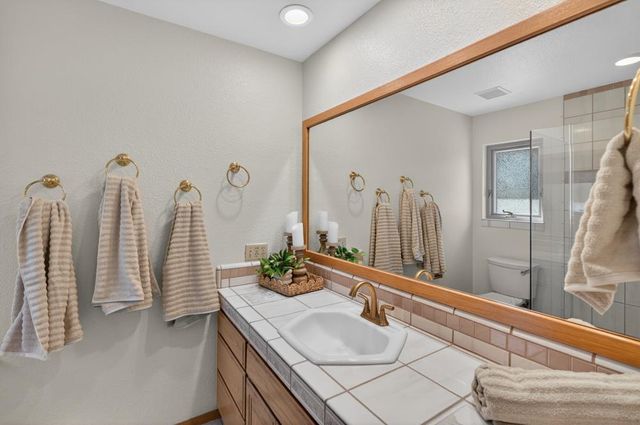 8724 Oconnell Ct, Elk Grove, CA 95624