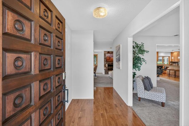 8724 Oconnell Ct, Elk Grove, CA 95624