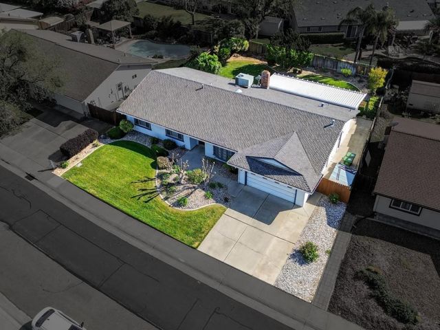 8724 Oconnell Ct, Elk Grove, CA 95624
