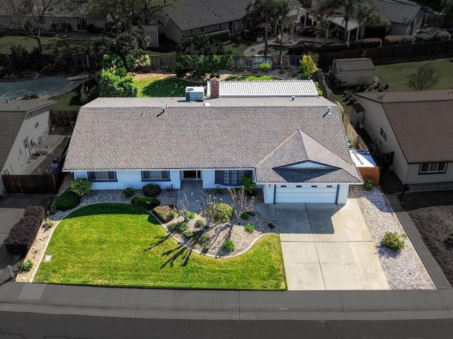 8724 Oconnell Ct, Elk Grove, CA 95624