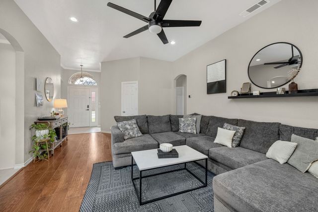 11690 Creekwood Drive, Frisco, TX 75035