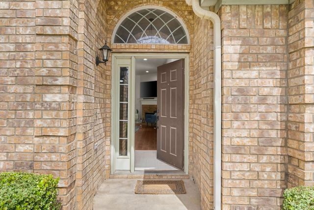 11690 Creekwood Drive, Frisco, TX 75035
