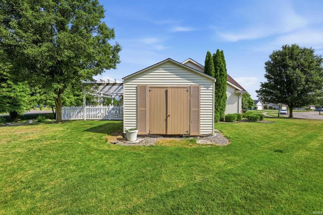 520 Chessie Court, Garrett, IN 46738