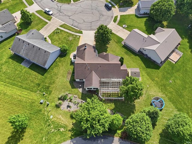 520 Chessie Court, Garrett, IN 46738