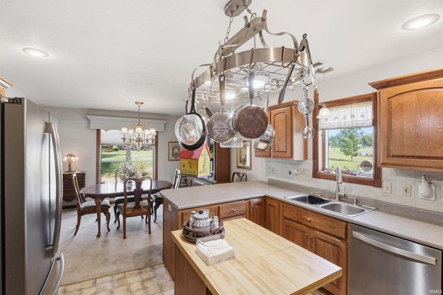 520 Chessie Court, Garrett, IN 46738