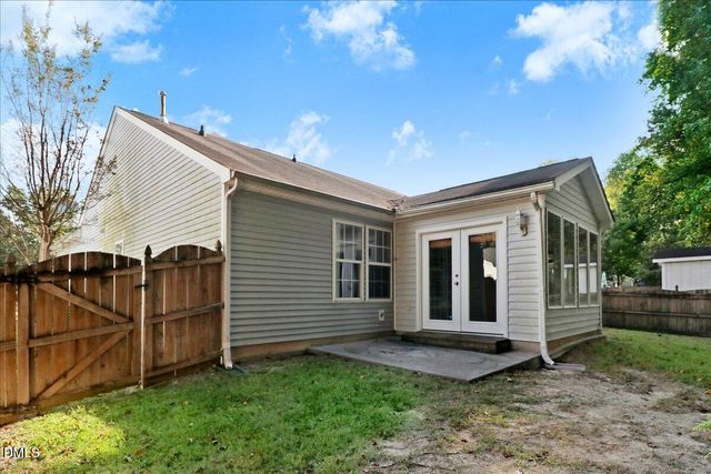 3009 Wynston Way, Clayton, NC 27520