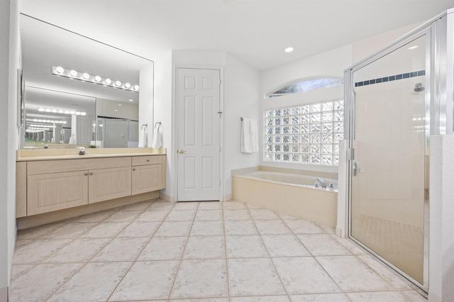 6721 Arno Way, Boynton Beach, FL 33472