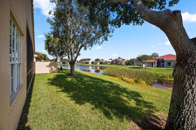 6721 Arno Way, Boynton Beach, FL 33472