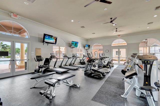 6721 Arno Way, Boynton Beach, FL 33472