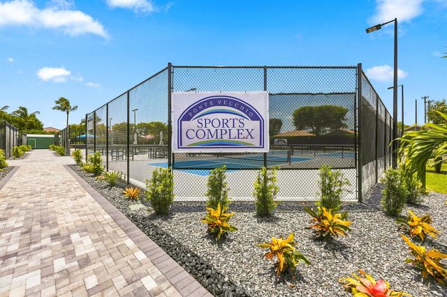6721 Arno Way, Boynton Beach, FL 33472