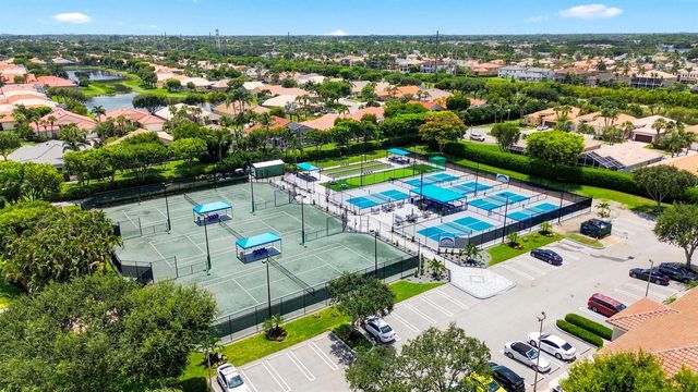 6721 Arno Way, Boynton Beach, FL 33472