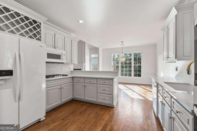 2800 TOWNE VILLAGE Drive, Duluth, GA 30097