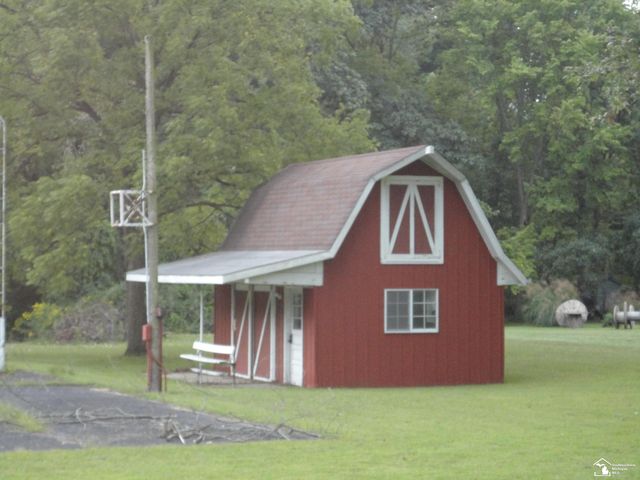 2633 Smith Road, Bedford Twp, MI 48144