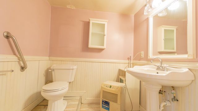 6512 Evergreen Avenue, Portage, IN 46368