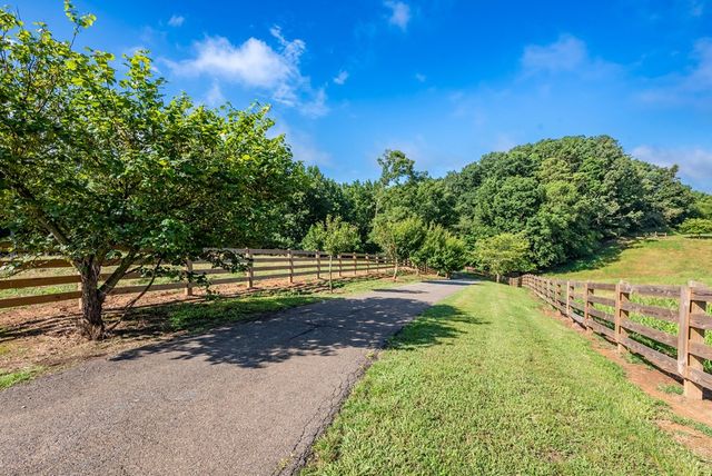 755 Harris Road, Jasper, GA 30143