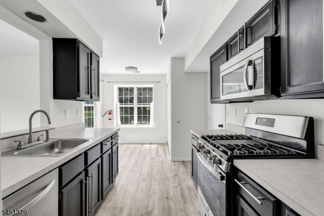 44 Watertown Court, Montgomery Twp., NJ 08540